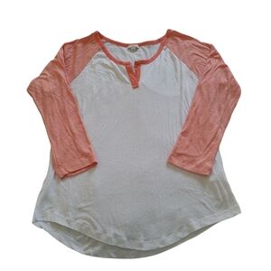 GAP White and Peach Raglan Sleeve Top